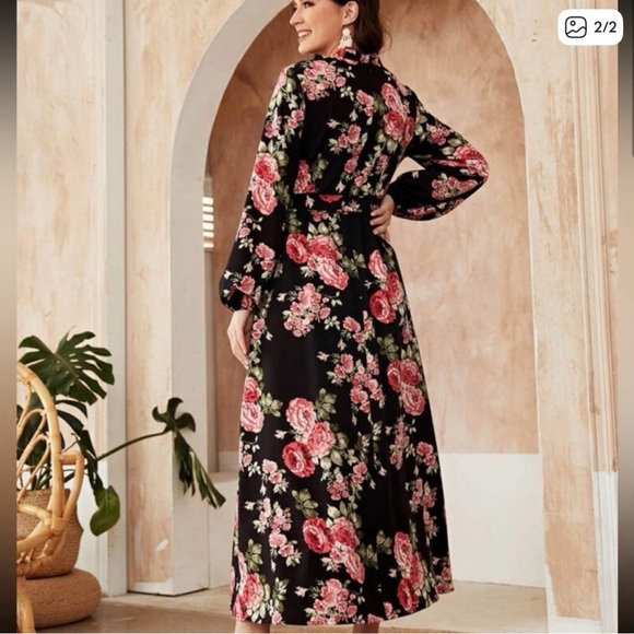 SHEIN Dresses & Skirts - SHEIN Black Floral Maxi Dress